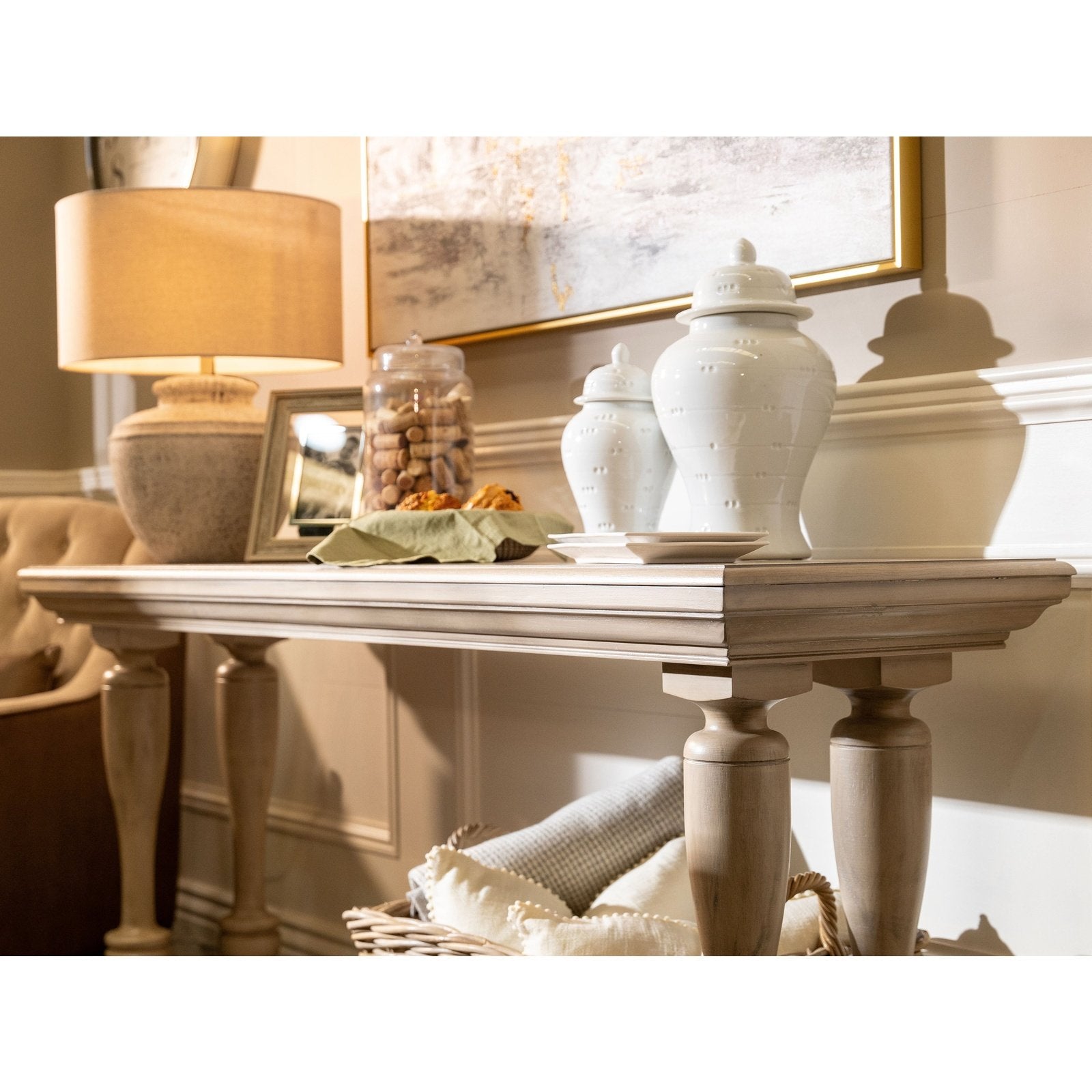 Astilo Console Table