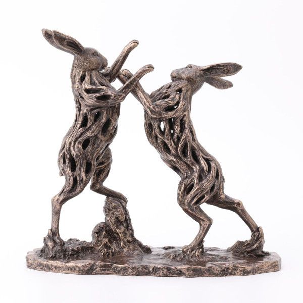 Driftwood Boxing Hares